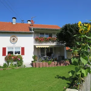  Apartment Gaestehaus Reisacher - Mehrbettzimmer