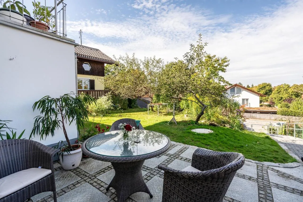 Appartment Piano Oberhaching 0*,